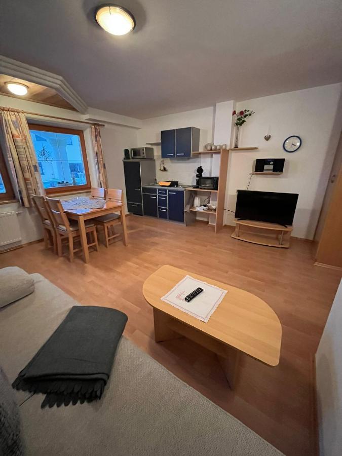 Ferienwohnung Gertraud Und Peter Geisler 핑켄베르그 외부 사진