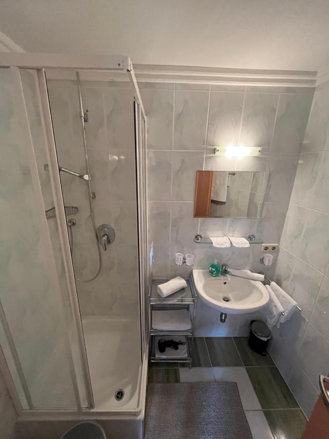 Ferienwohnung Gertraud Und Peter Geisler 핑켄베르그 외부 사진