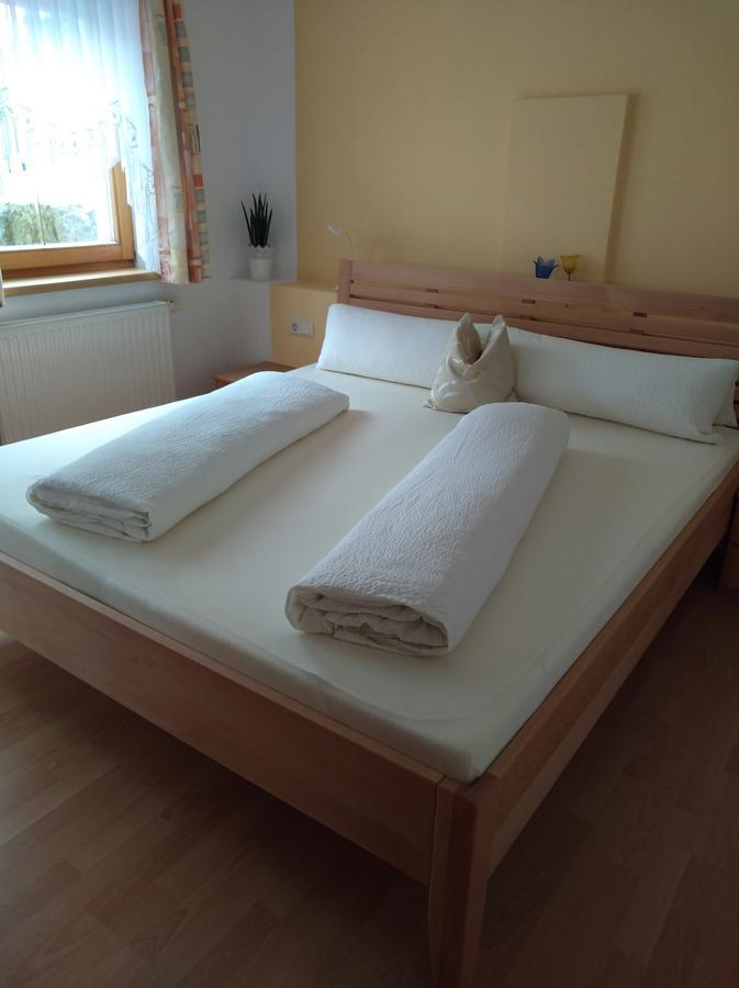 Ferienwohnung Gertraud Und Peter Geisler 핑켄베르그 외부 사진