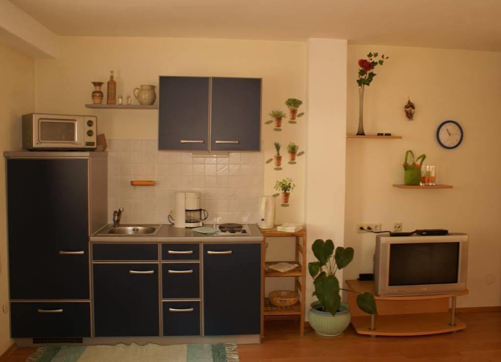 Ferienwohnung Gertraud Und Peter Geisler 핑켄베르그 외부 사진